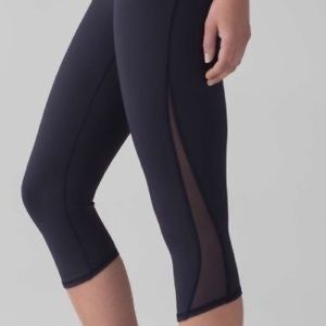 lululemon train times crop